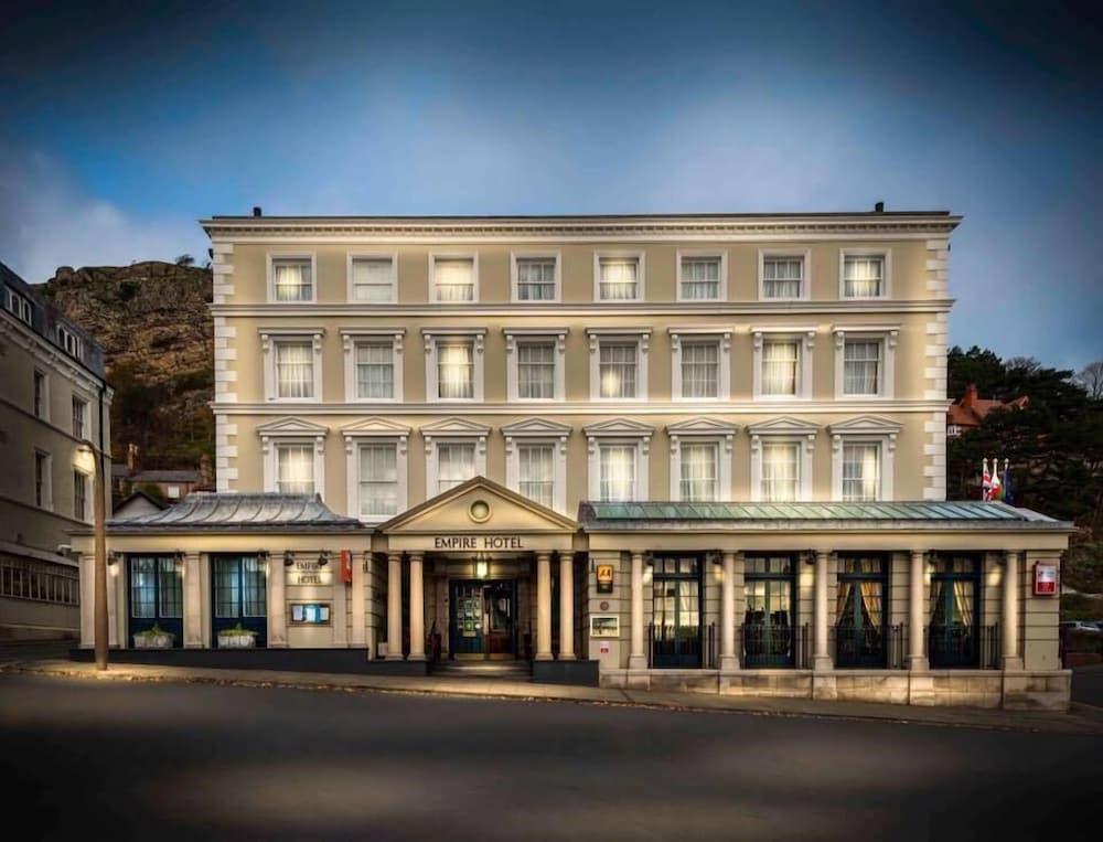 Hotel The Empire & 4*